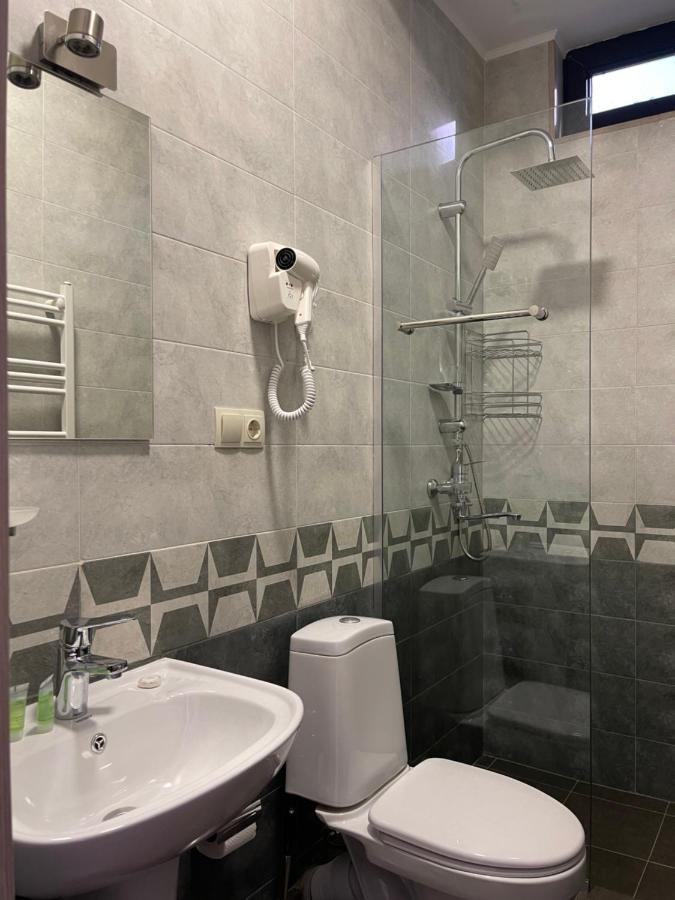 Art Family Hotel Tbilisi Room photo